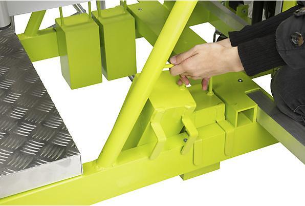 Actual product image Pramac Work platform, electric lift, manual movement, working height 5 m.