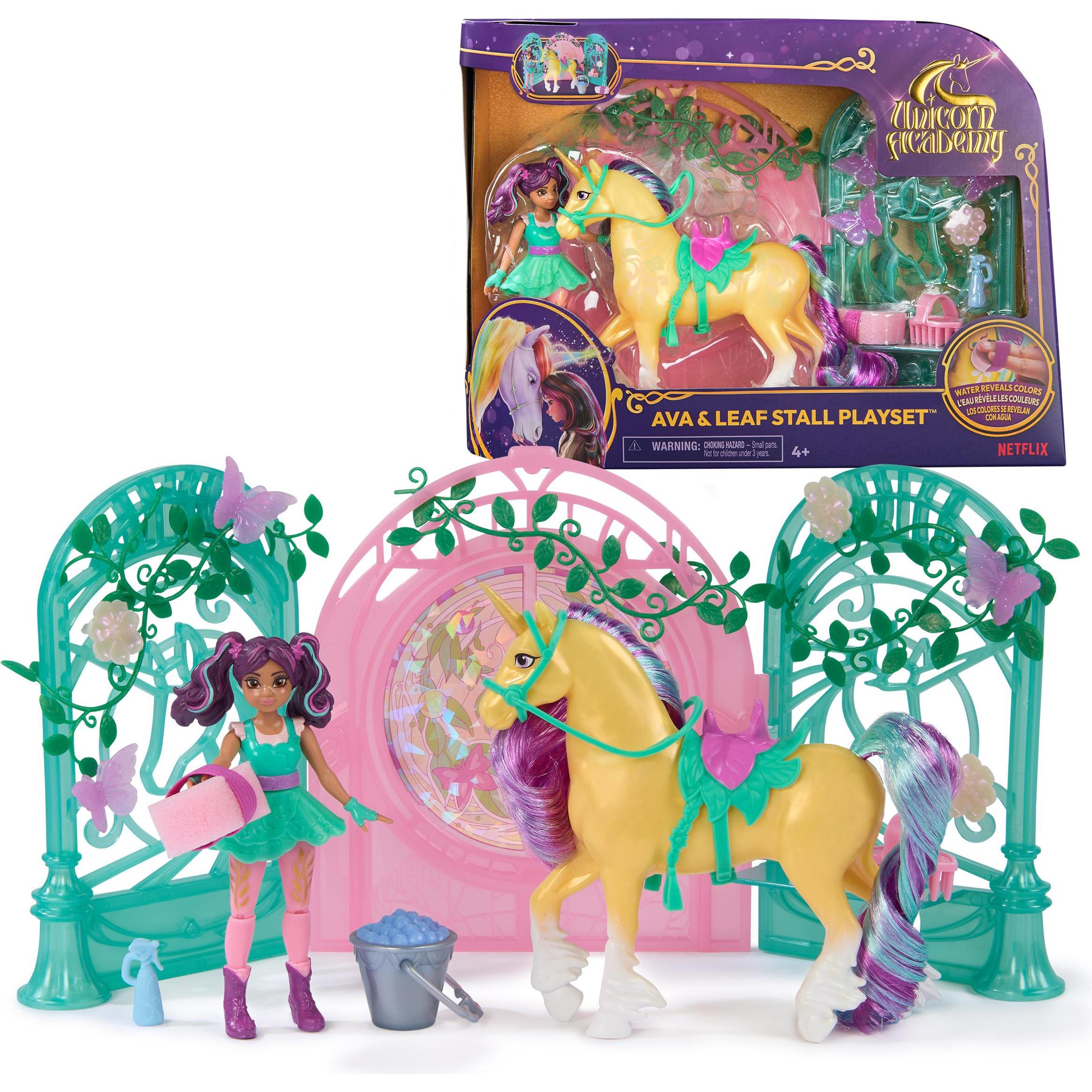 Unicorn Academy - Small Doll Ava & Leaf Stall Spielset
