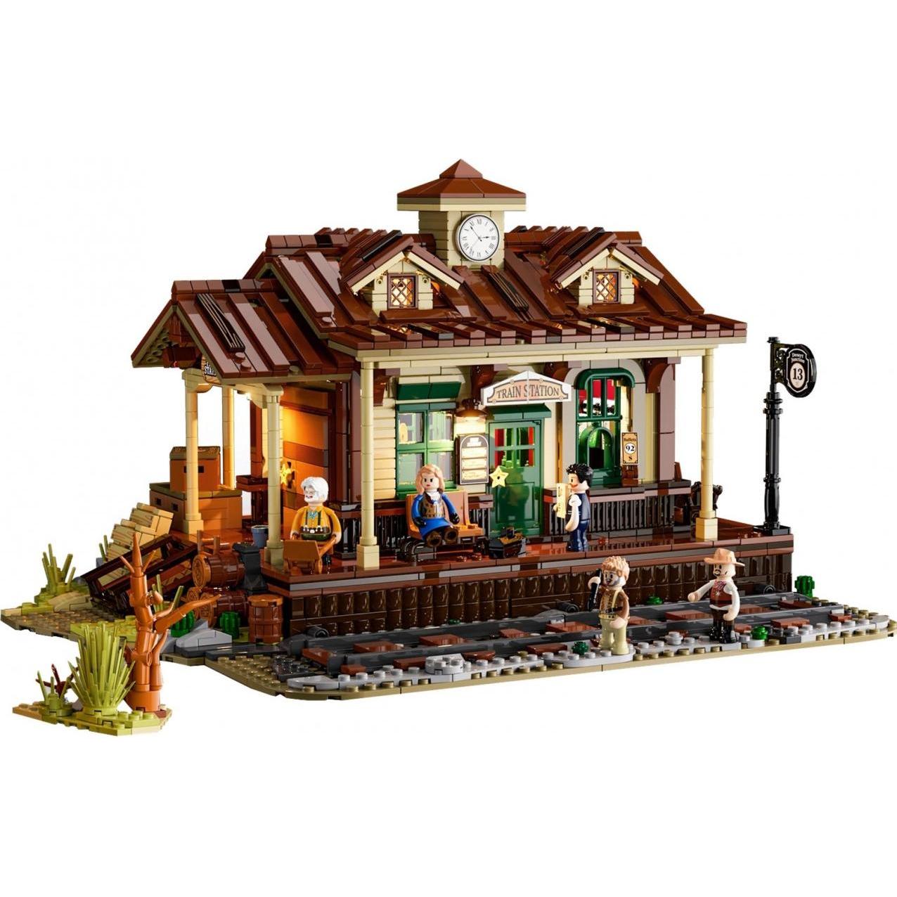 Funwhole West Train Station