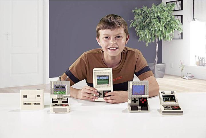 Actual product image Millenium Arcade Bricks (USK)