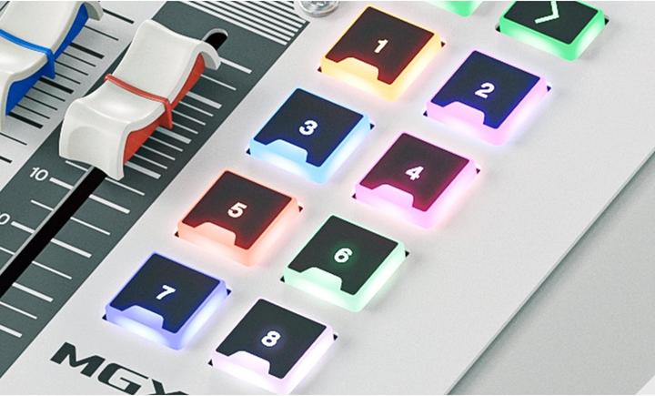 Actual product image Yamaha Mischpult MGX16V