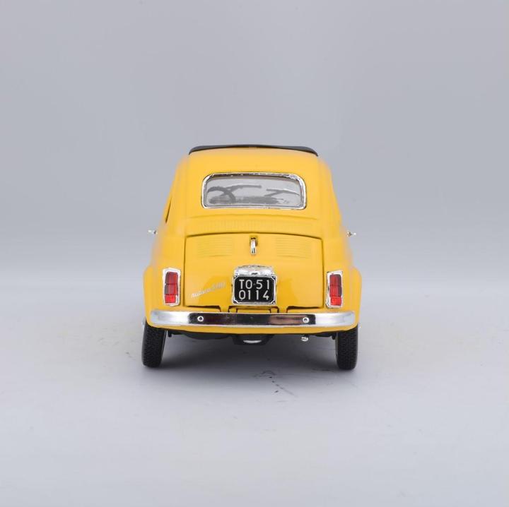 Actual product image Bburago Fiat 500 F 1965