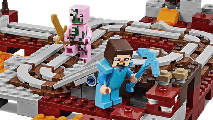 Actual product image LEGO The Nether railway (21130, LEGO Minecraft)