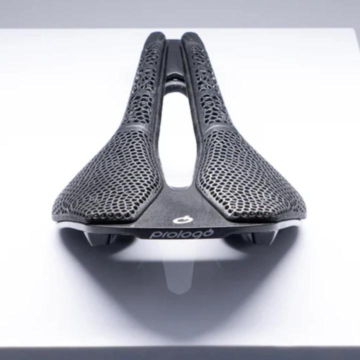 Prologo Nago R4 PAS 3D