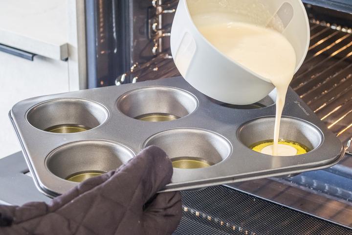 Actual product image Master Class Muffin tin