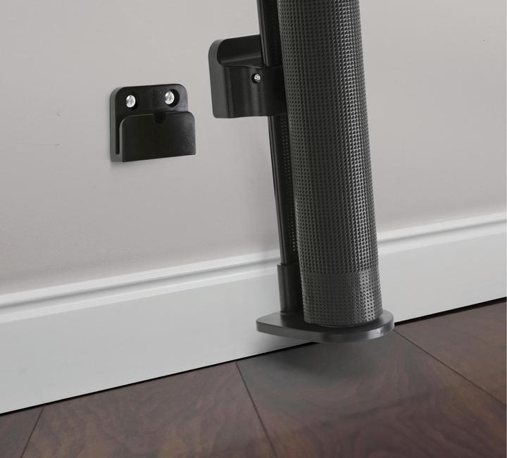 Actual product image Dreambaby Türschutzgitter Glide n Hide 60 cm - 140 cm Schwarz (60 cm)