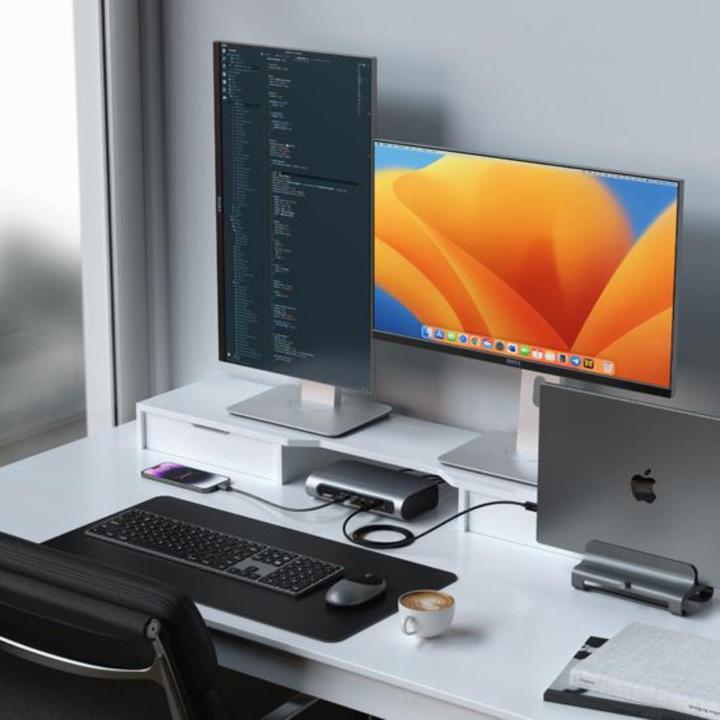 Produktbild Satechi Multimedia Pro (Docking Port, 15 Ports)