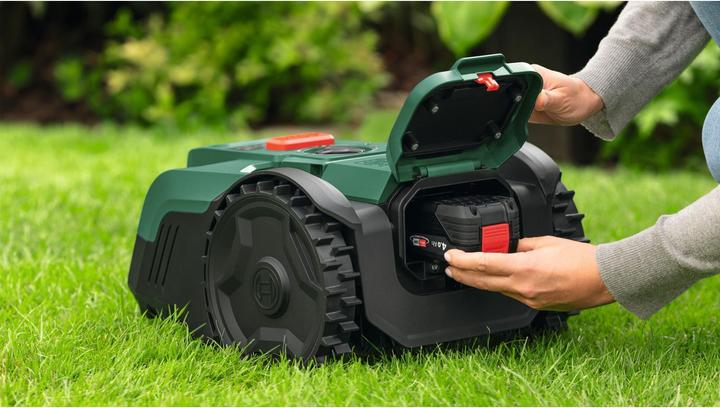 Actual product image Bosch Home & Garden VisiMow 18V-100 Solo (100 m², Without boundary wire)