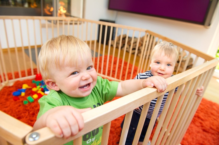 Produktbild Felibaby ONE4all 1+7 - Oktogon - Riesenlaufgitter / Konfigurationsgitter natur (Birke klar lackiert) (225 cm)