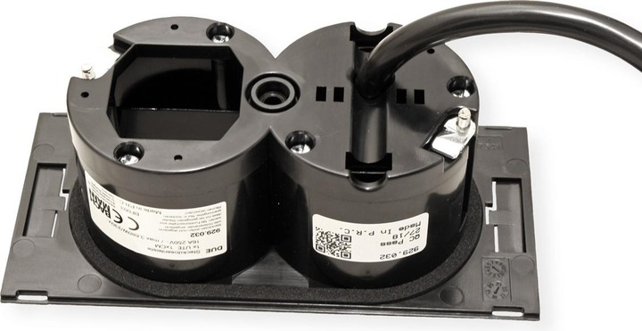 Actual product image Bachmann DUE - 1 AC outputs - Indoor - Type E - Black - 1 piece(s) (1 x, CEE 7/3, CEE 7/5, 2 m)