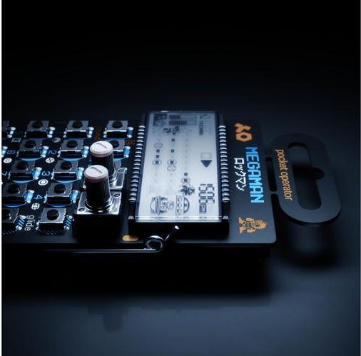 Image du produit Teenage Engineering Synthétiseur PO-128 Mega Man