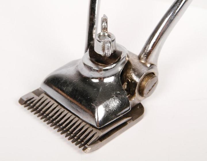 Actual product image Harry's Horse Manual horse clippers (Vault)