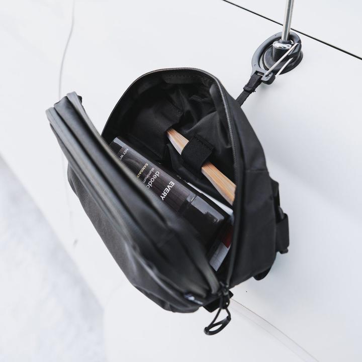 Actual product image Wandrd Toiletry Bag Toiletry Bag Large