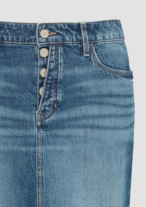 Actual product image S.Oliver Rock 360° Denim / Kurzer Jeans-Rock mit Knopfdetail (46)