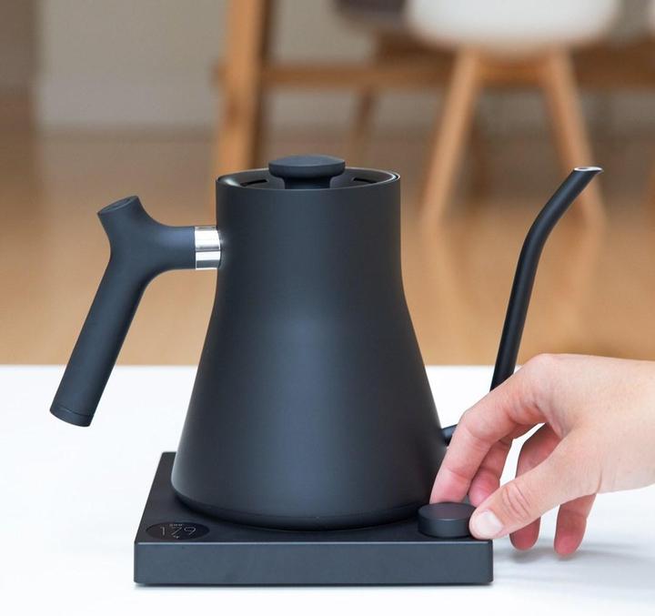 Produktbild Fellow Stagg (0.90 l, EU-Stecker)