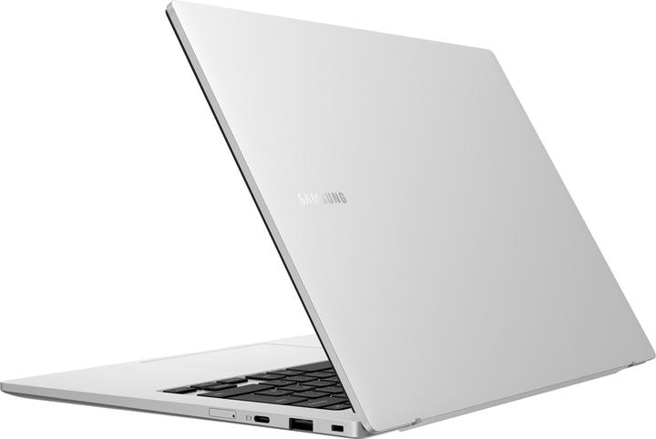 Actual product image Samsung Galaxy Book2 Go 4 | 128GB 5G | silver | EN (14", 128 GB, 4 GB, DE, Snapdragon 7c Plus Gen 3)