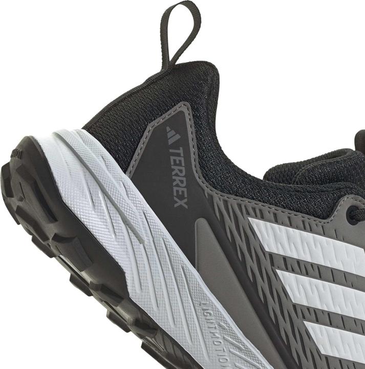 Actual product image adidas Tracefinder 2 (41, 41.5)