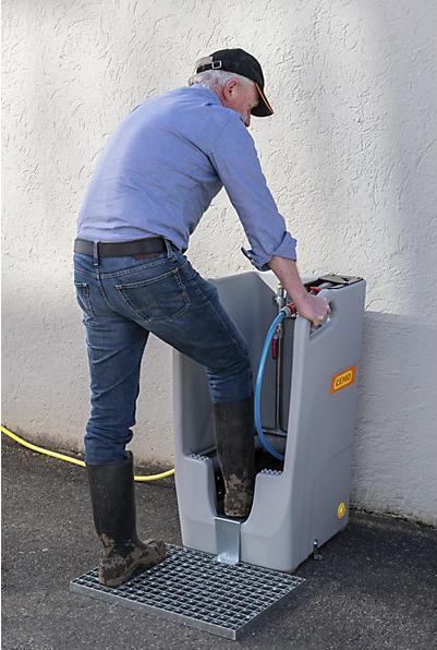 Actual product image Cemo Premium boot cleaner with collection tray