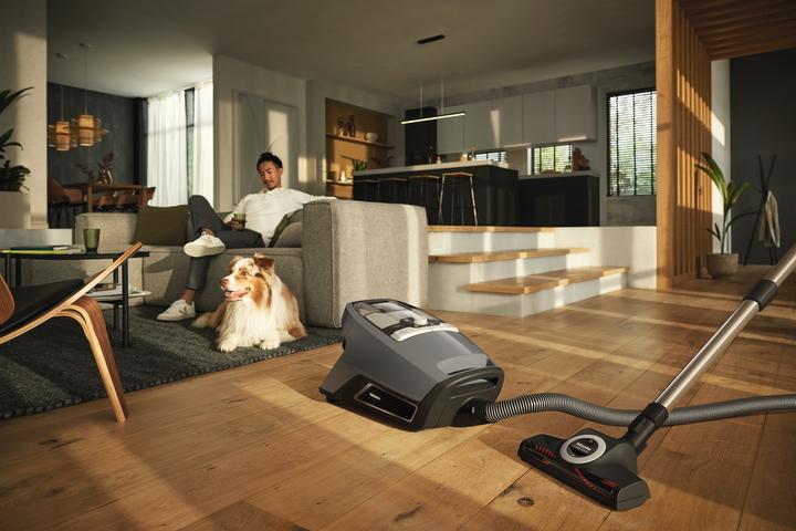 Actual product image Miele Blizzard CX1 Cat & Dog PowerLine