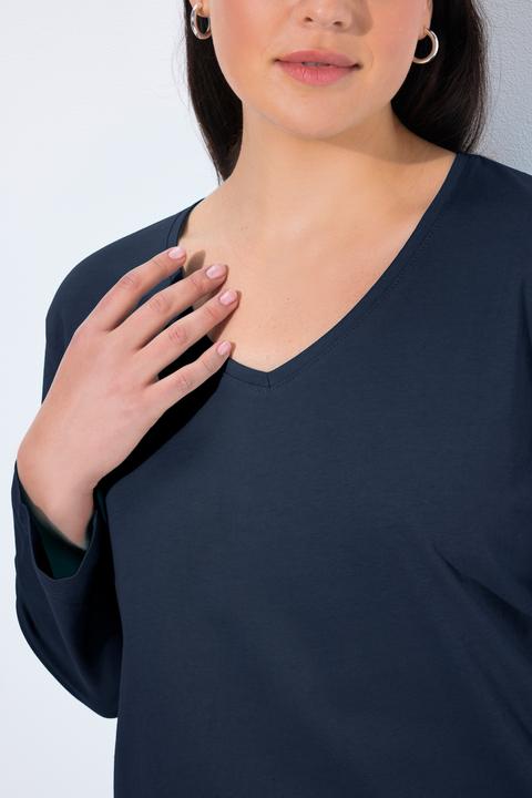 Actual product image Ulla Popken Back To Basics V-Neck Relaxed Fit Cotton Tee (42, 44)