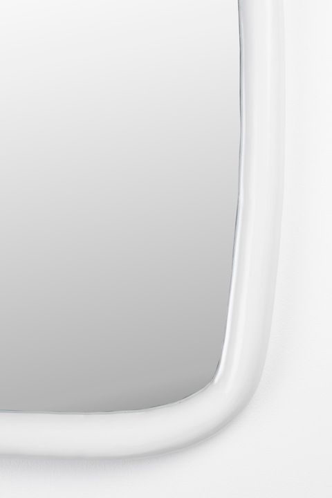 Actual product image Zuiver Looks Mirror M Off White (55 x 73 cm)