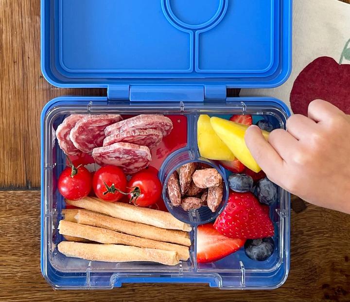 Produktbild Yumbox Shark Znüni Lunch Box