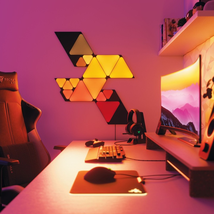 Actual product image Nanoleaf Shapes black mini Triangles exp. Pack 10 pk (7 lm)