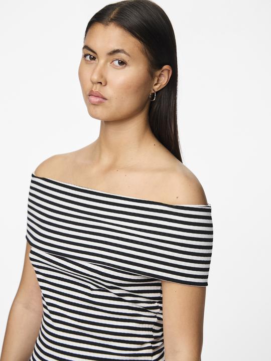 Actual product image Pieces PCLAYA Off Shoulder Top (L)