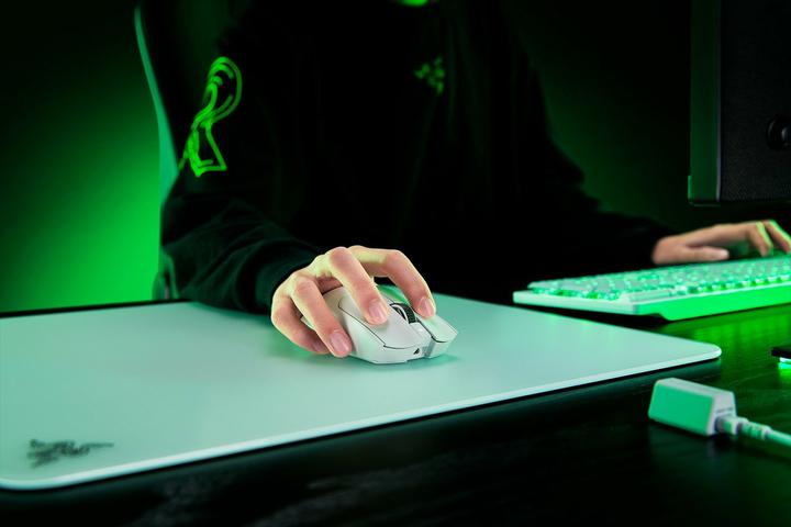 Produktbild Razer Viper V3 Pro (Kabellos, Kabelgebunden)