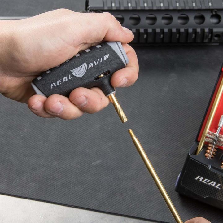 Actual product image Real Avid Reinigungsset GUN BOSS PRO - AR15 Cleaning Kit