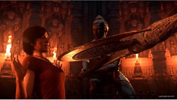 Actual product image Sony Uncharted Legacy of Thieves Collection (PS5, Multilingual)