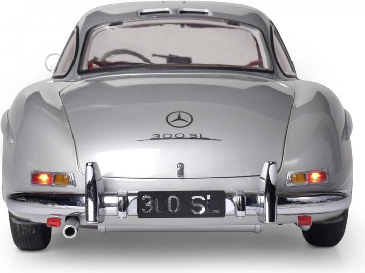 Immagine prodotto 1:8 IXO Mercedes 300 SL Argento