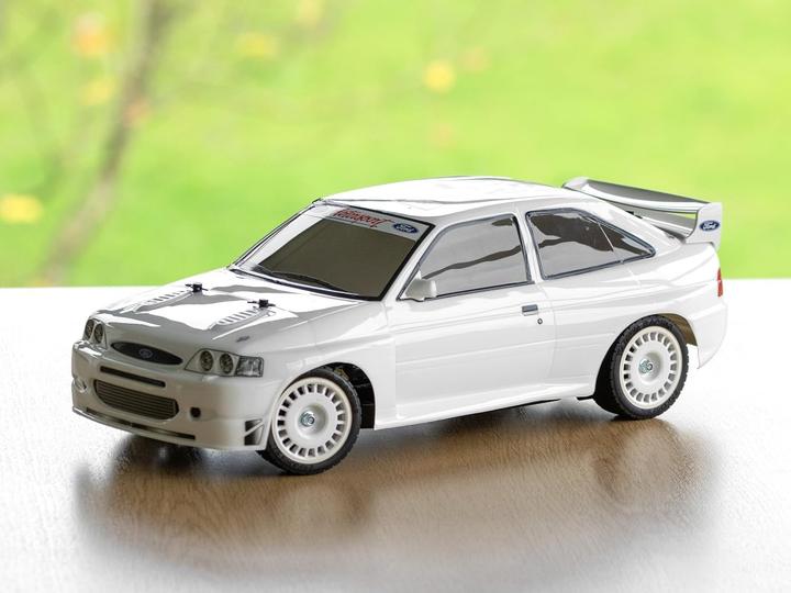 Produktbild Tamiya Ford Escort Custom 1998 (Kit)