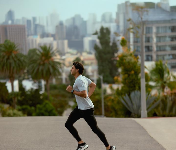 Produktbild Amazfit Active Max Black, W2556GL1N