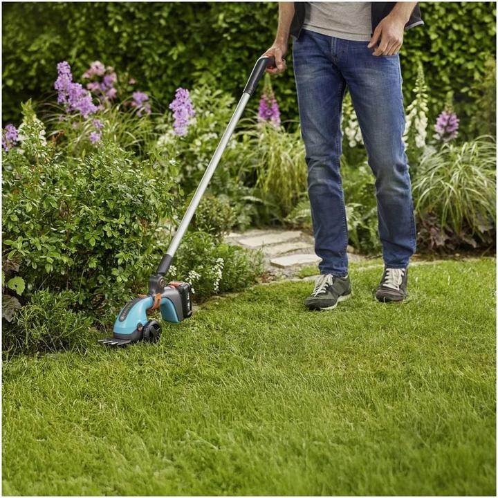 Produktbild Gardena Akku-Grasscheren-Set PowerCut 20/18V P4A solo (Akkubetrieb)
