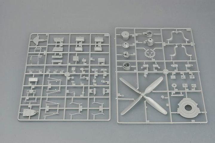 Actual product image Trumpeter F8F-1 Bearcat