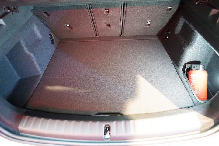 Actual product image Aristar Guardliner Boot Liner