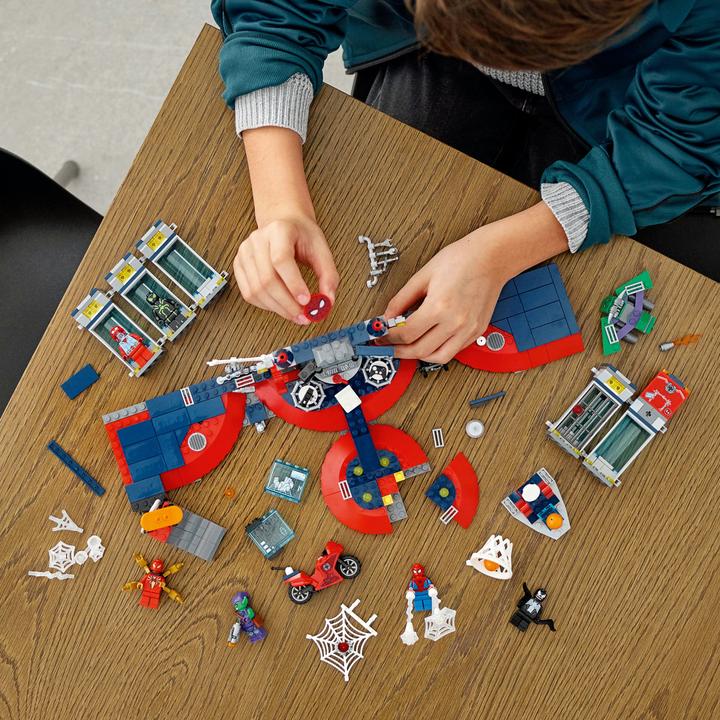Actual product image LEGO Super Heroes 76175 Attack on the spider cave (76175, LEGO Marvel)
