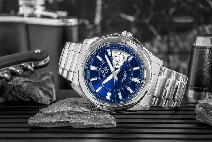 Produktbild Edifice Classic (Analoguhr, 44.80 mm)