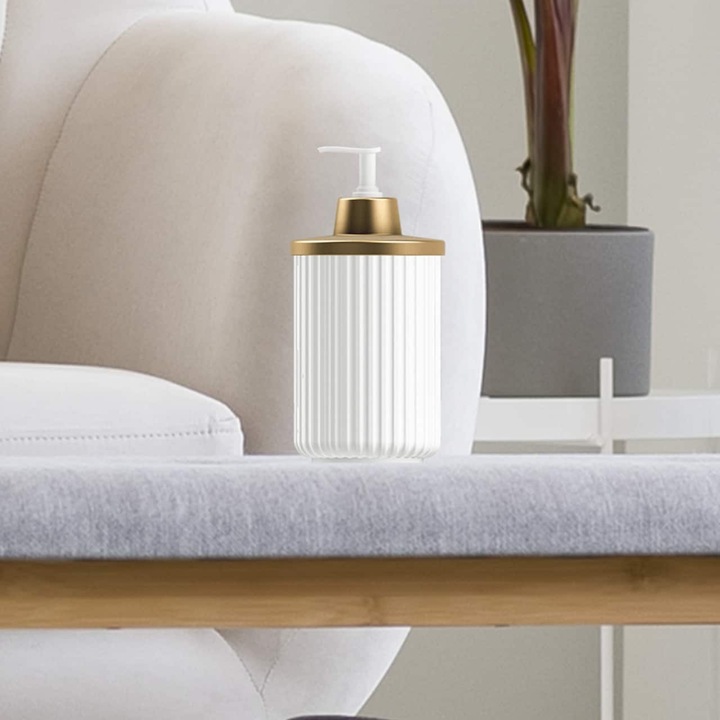 Actual product image Sterillium Protect & Care Emma