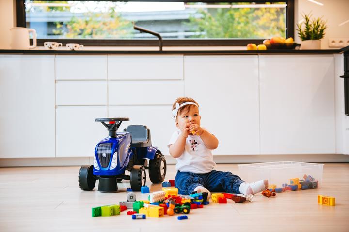 Produktbild Falk Toys Rutscher Traktor + Anh. S