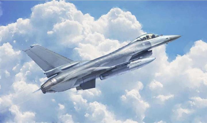 Wittmax 1:48 F-16A Fighting Falcon