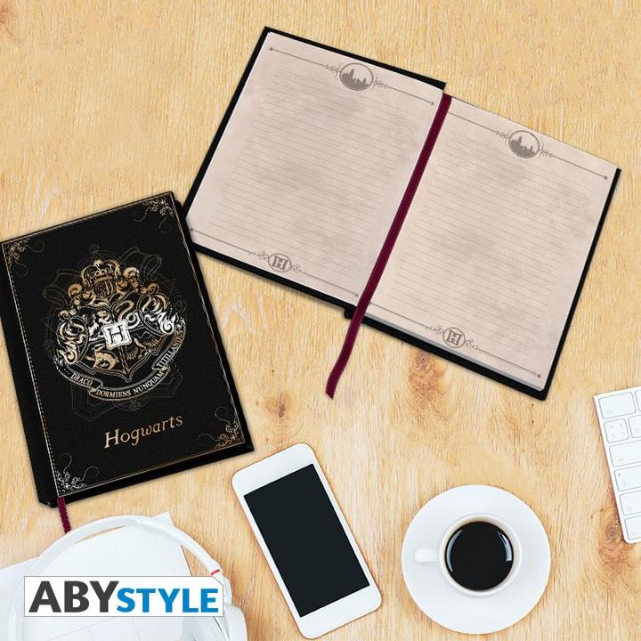Actual product image ABYstyle Harry Potter: Hogwarts (A5, Hardcover)