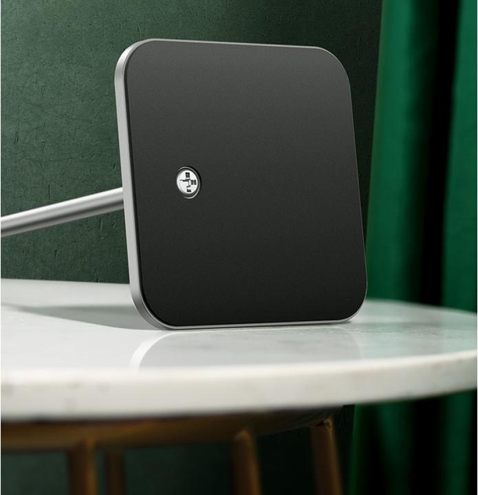 Actual product image Ugreen LP143