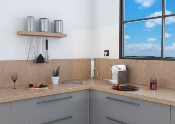 Immagine prodotto Legrand 90Â° MONTEERB CONTACTDOOS 049406 (1 m, CEE 7/5)