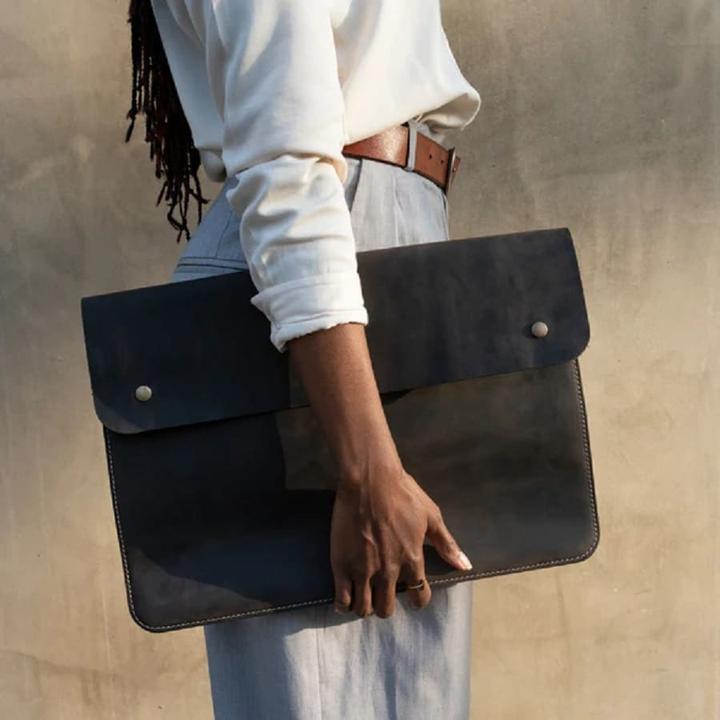 Image du produit Only-Bags.Store Housse en cuir, sacoche pour ordinateur portable MacBook - 15 (15")