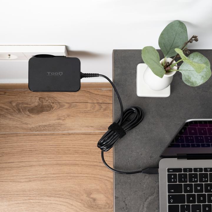 Immagine prodotto Tooq Technology Cargador Portatil Gan USB-C Pd 90w Negro (90 W)