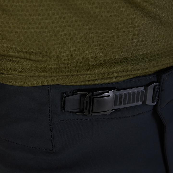 Produktbild Fox PANT 23 DEFEND BLK 30 (S, M)