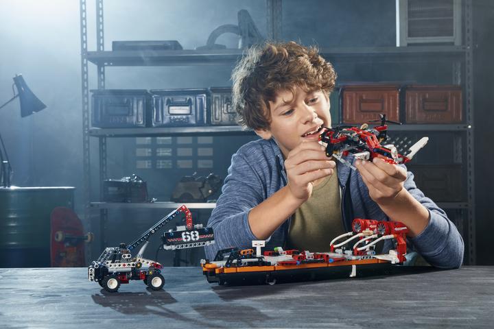 Produktbild LEGO Luftkissenboot (42076, LEGO Technic)