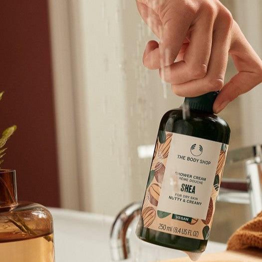 Actual product image The Body Shop Shower Cream (250 ml)